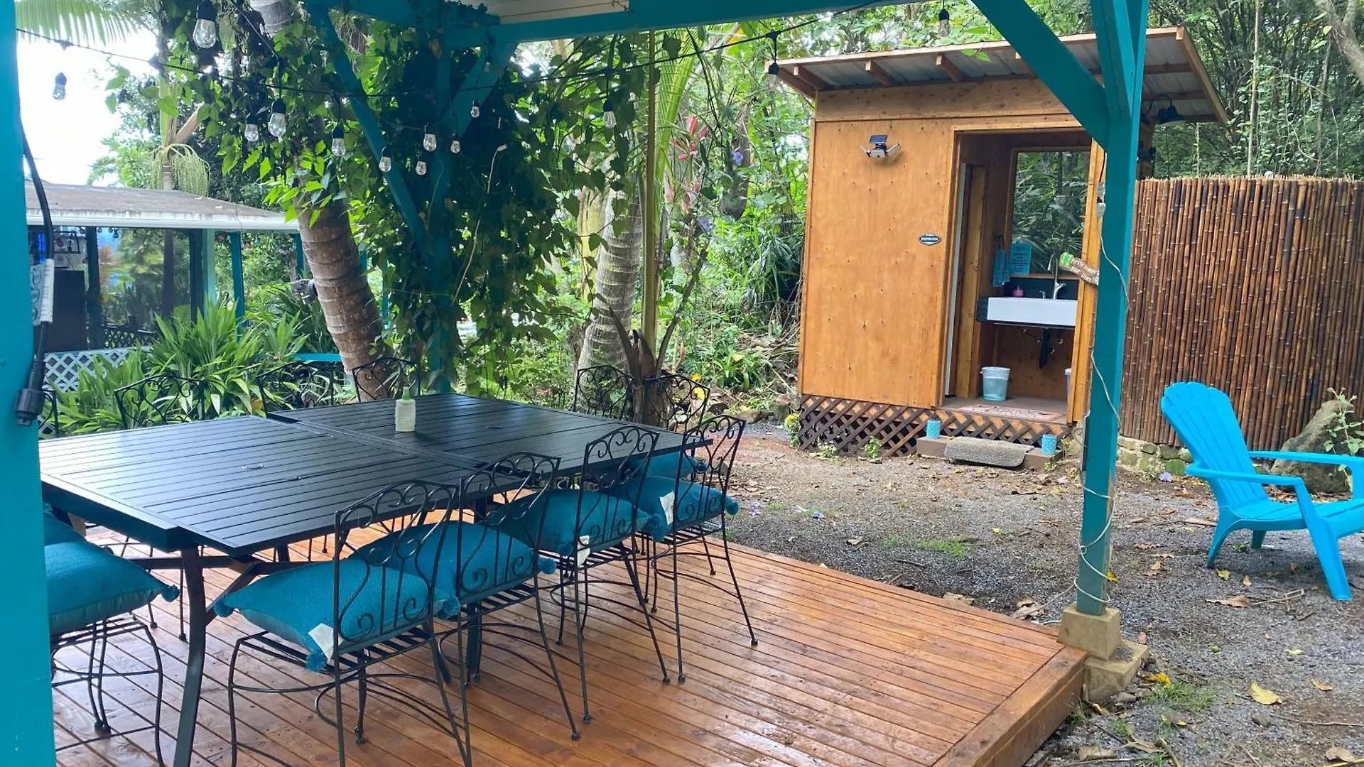Manta Soul Tiki Cottage Kealakekua